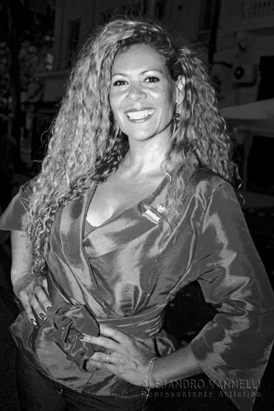 Loren Acuña — foto 2