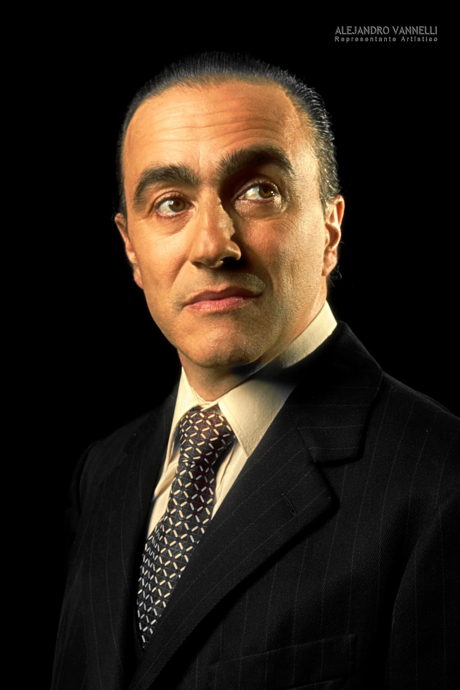 Luis Longhi — foto 4