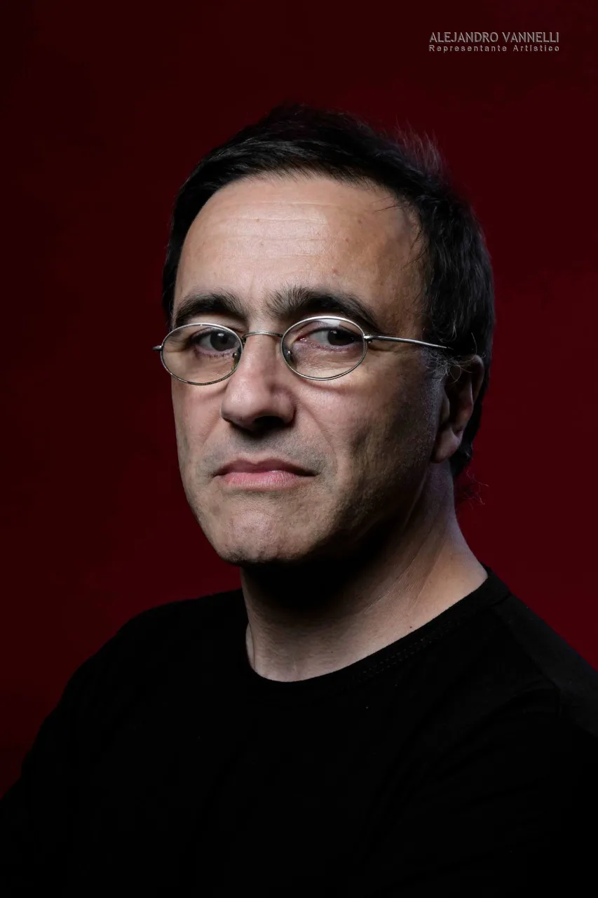 Luis Longhi — foto 5