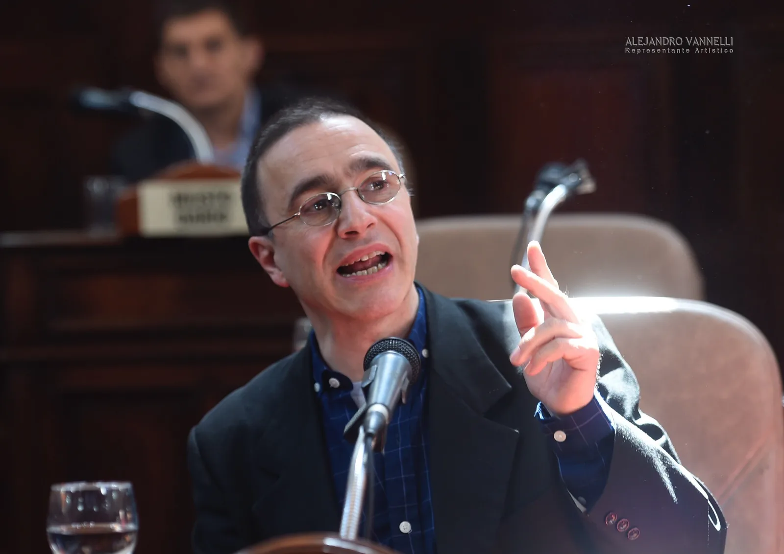 Luis Longhi — foto 6